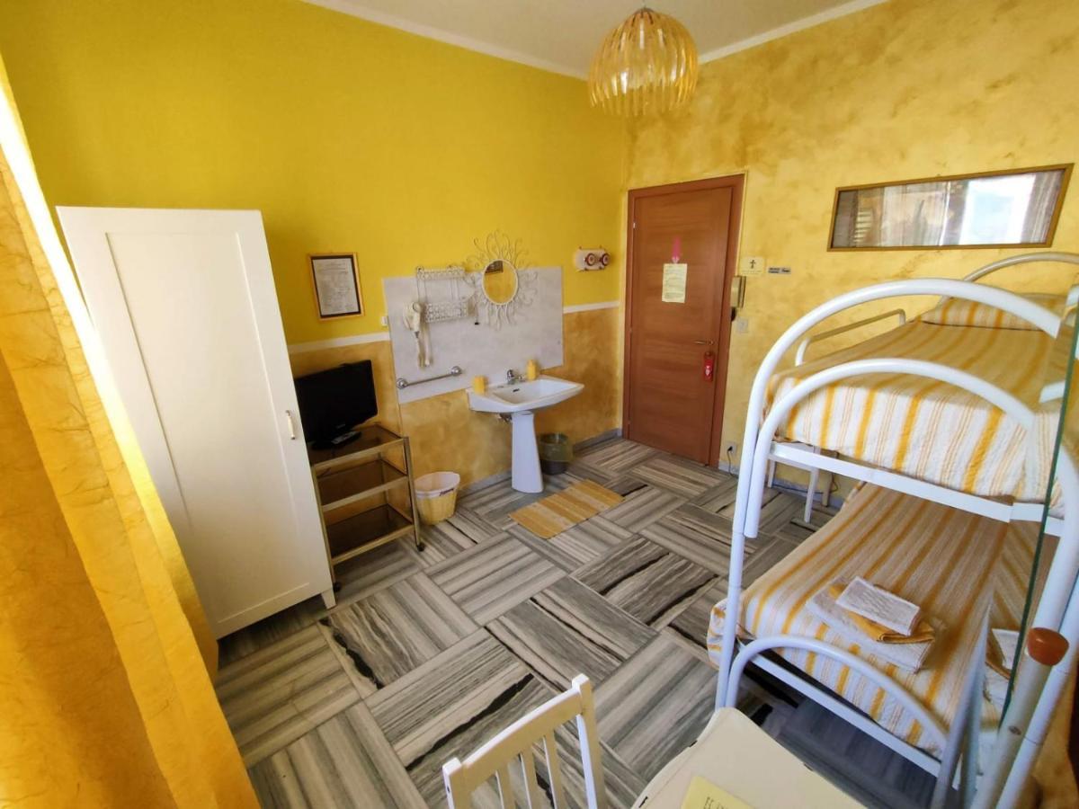 Hotel Serenella Turijn Buitenkant foto